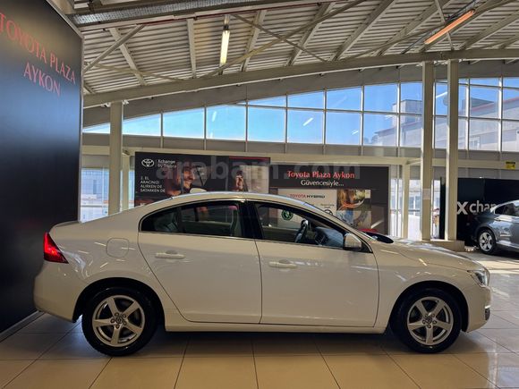 2017 VOLVO S60 1.5 T3 PREMIUM 