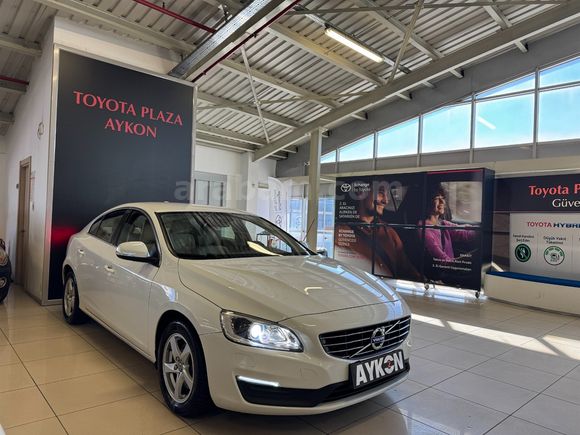 2017 VOLVO S60 1.5 T3 PREMIUM 