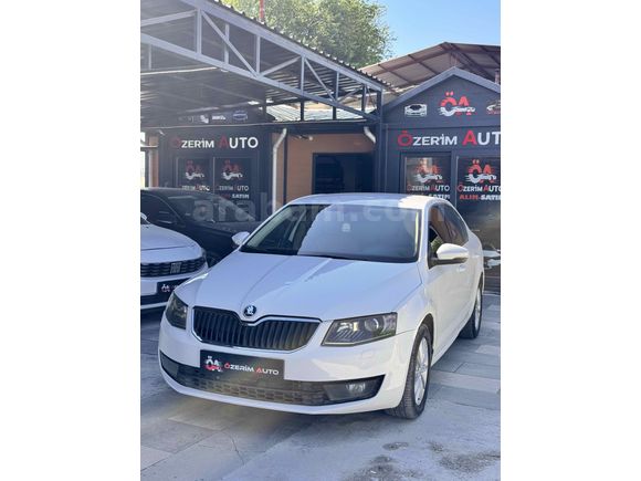 Galeriden Skoda Octavia 1.6 TDI Style CR 2016 Model Hatay