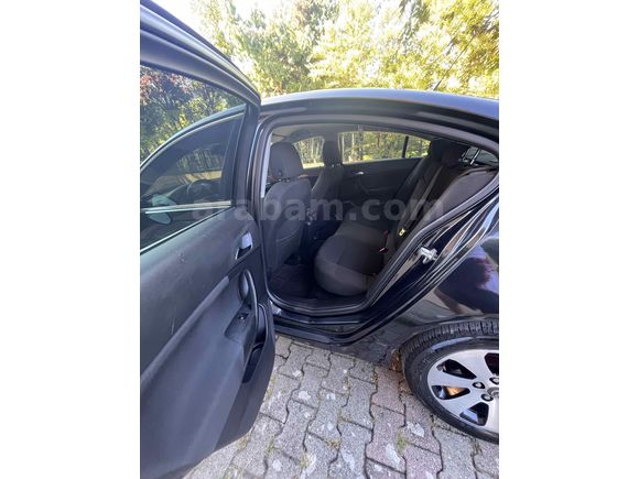 Sahibinden Opel Insignia 2.0 CDTI Edition Elegance 2012 Model  310.000 km Siyah