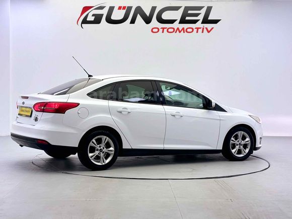 GÜNCEL OTOMOTİV'DEN HATASIZ 1.5 TDCİ FORD FOCUS TREND X