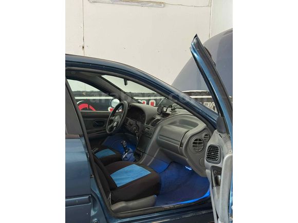 Sahibinden Renault Laguna 2.0 RXE 1996 Model 