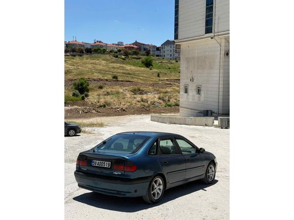 Sahibinden Renault Laguna 2.0 RXE 1996 Model 