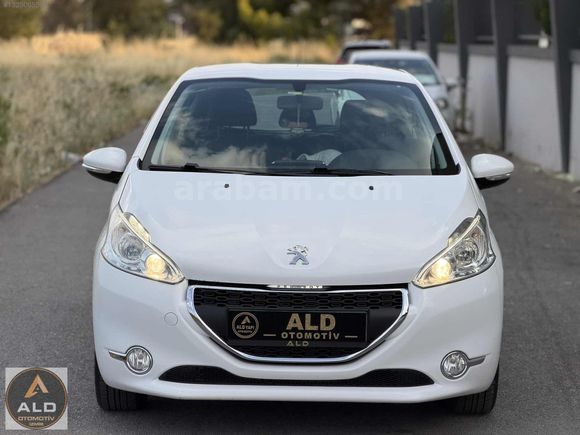2015 PEUGEOT 208 1.4 DİZEL ACTİVE HATASIZ EMSALSİZ DÜŞÜK KM