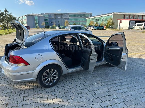 Sahibinden Opel Astra 1.3 CDTI Enjoy 111.Yıl 2011 Model