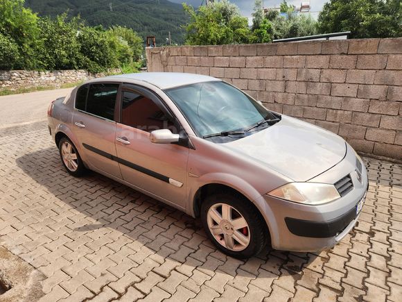 Sahibinden Renault Megane 1.5 dCi Dynamique 2004 Model