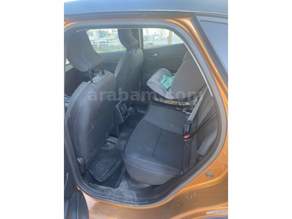 Sahibinden Renault Captur 1.3 TCe Touch Plus 2021 Model 