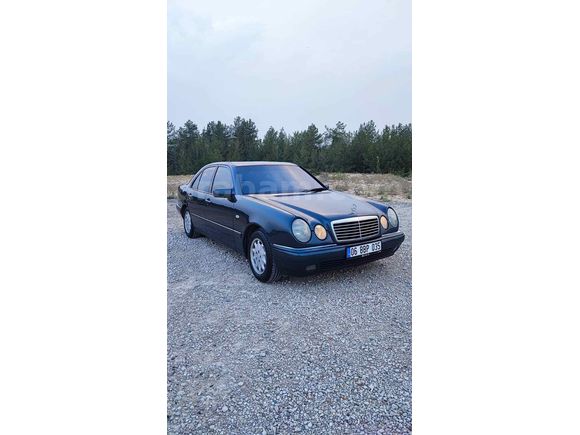 Temiz Bakımlı W210 E 200 Elegance 1997 otomatik vites   