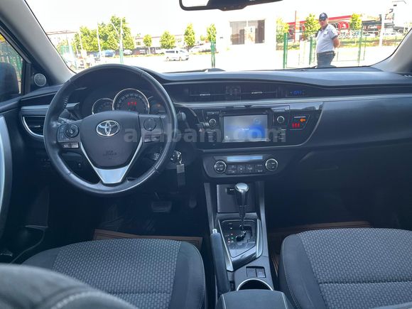 VURALDAN2014 COROLLA 1.6ADVANC/HATASIZ BOYASIZORJİNAL KM