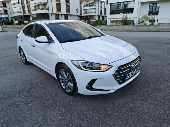 Sahibinden Değişensiz Düşük km Hyundai Elantra 1.6 CRDi Elite