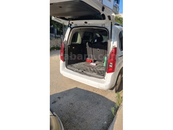 Sahibinden Opel Combo 1.5 CDTI Edition 2023 Model BOYASIZ DEĞİŞENSİZ