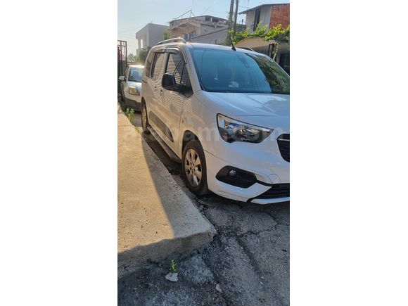 Sahibinden Opel Combo 1.5 CDTI Edition 2023 Model BOYASIZ DEĞİŞENSİZ
