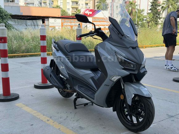 Sahibinden SYM Joymax Z Plus 250 