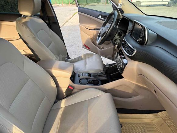 Sahibinden Hyundai Tucson 1.6 CRDi Style Plus 2019 Model 
