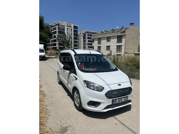 Otomobil Ruhsatlı Değişensiz Sahibinden Ford Tourneo Courier 1.5 TDCi Delux 2020 Model