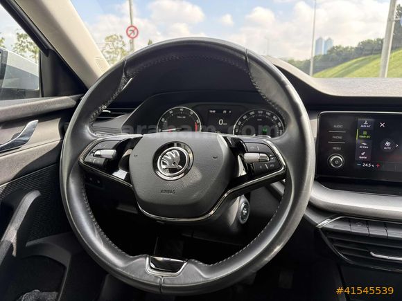 2022 Skoda Octavia 1.5 TSİ e-Tec 150 Hp Yetkili Servis Bakımlı