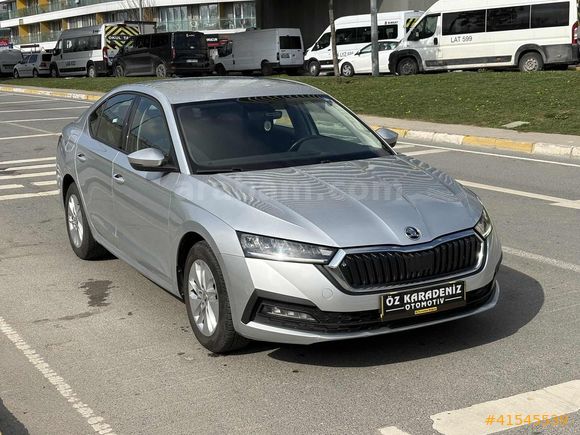 2022 Skoda Octavia 1.5 TSİ e-Tec 150 Hp Yetkili Servis Bakımlı