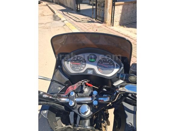 Emekliden Honda CBF 150