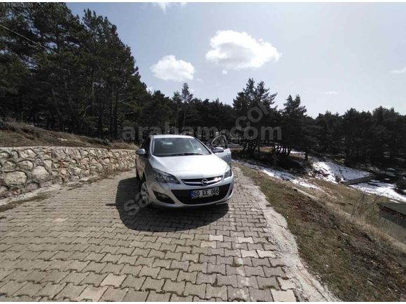 Masrafsız Bakımlı Opel Astra J
