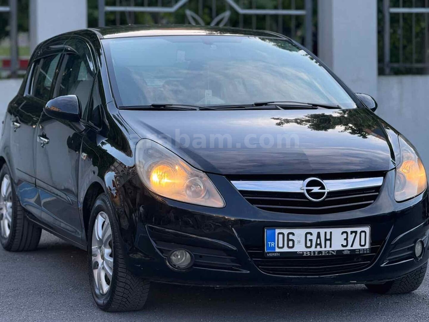Galeriden Opel Corsa 1.3 CDTI Enjoy 2008 Model İstanbul 239.000 km Siyah 4