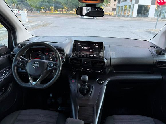 2020 MODEL OPEL COMBO 1.5 ENJOY STYLE DEĞİŞENSİZ FULL PAKET