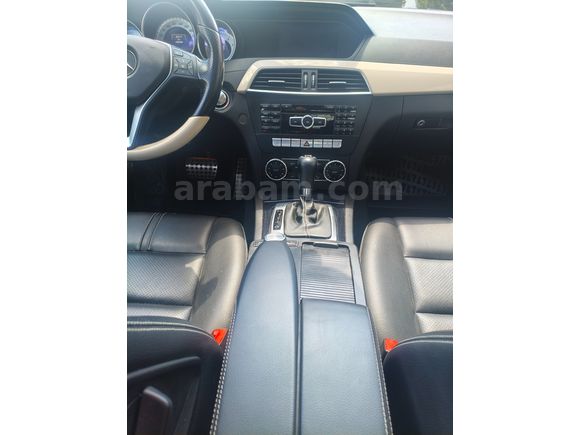 Dolular dolusu Mercedes - Benz C 180 BlueEFFICIENCY AMG 2013 Model