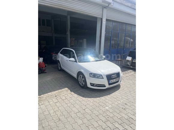 Sahibinden Audi A3 Sportback 1.6 TDI Attraction 2012 Model  250.000 km Beyaz