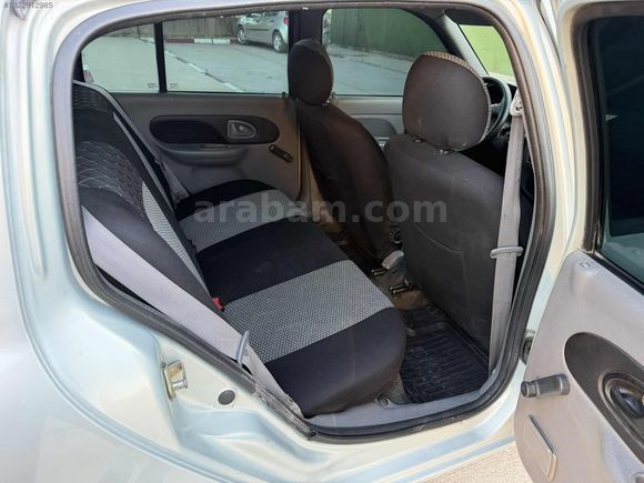 Değişensiz Clio 1.4 Klimalı benzin LPG