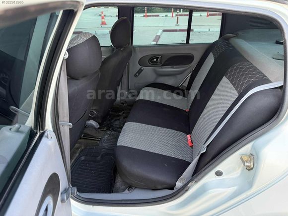 Değişensiz Clio 1.4 Klimalı benzin LPG