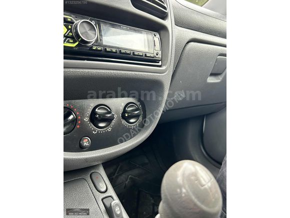 DÜŞÜK KM GARAJ ARACI NADİR TEMİZLİKTE KLİMALI