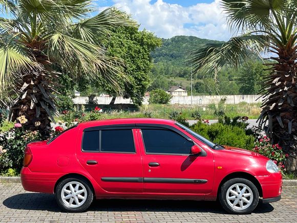 -YBD OTOMOTİV- Renault Clio 1.4  16Valf KLİMALI
