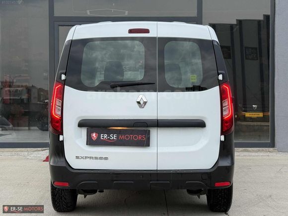 RANAULT EXPRESS VAN 1.5 BLUE DCİ JOY HATASIZ BOYASIZ
