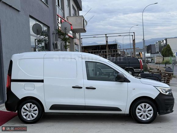 RANAULT EXPRESS VAN 1.5 BLUE DCİ JOY HATASIZ BOYASIZ