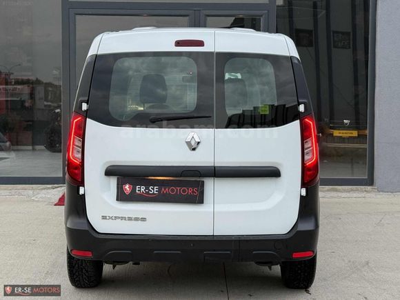 RANAULT EXPRESS VAN 1.5 BLUE DCİ JOY HATASIZ BOYASIZ