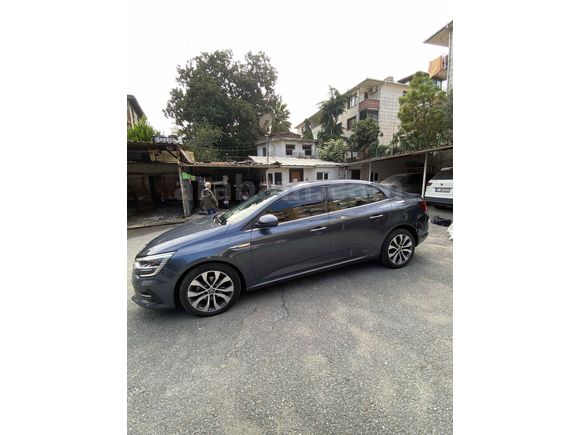 Sahibinden Renault Megane 1.3 TCe Icon 2022 Model 