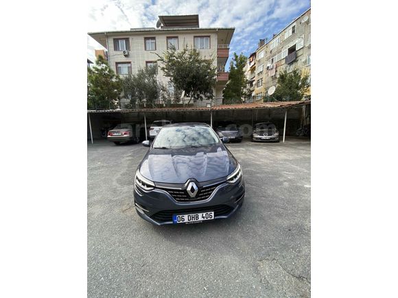 Sahibinden Renault Megane 1.3 TCe Icon 2022 Model 