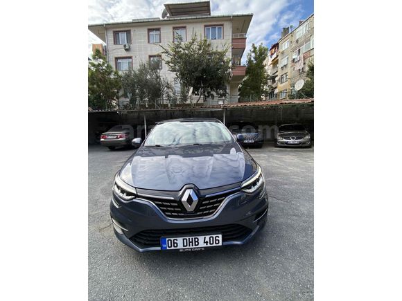 Sahibinden Renault Megane 1.3 TCe Icon 2022 Model 