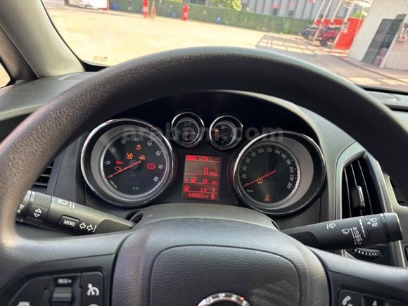 Sahibinden Opel Astra 1.6 Edition 2018 Model  
Hatasız boyasız tramersiz aile aracı