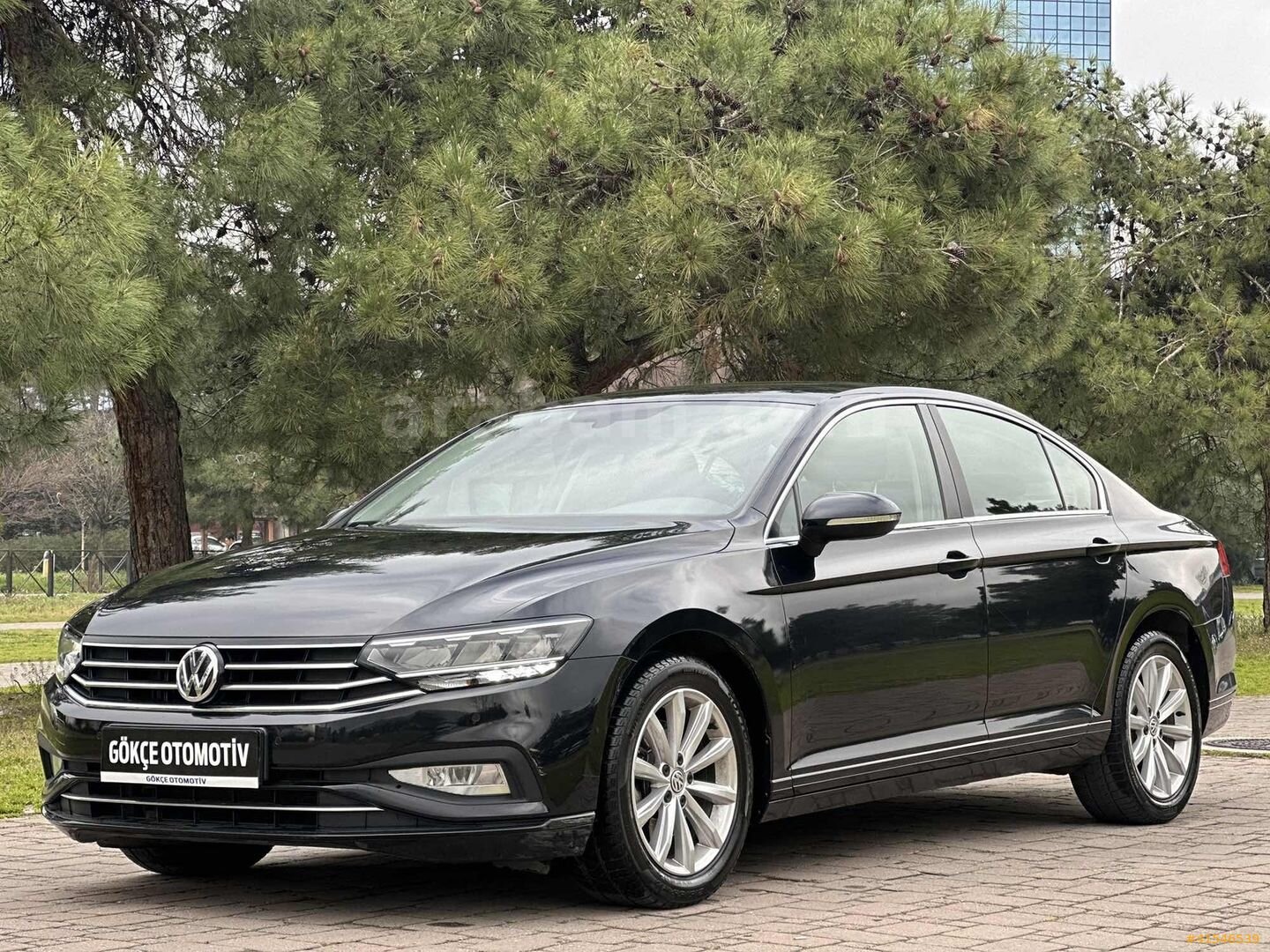 Galeriden Volkswagen Passat 1.6 TDi BlueMotion Business 2019 Model Bursa 125.000 km Siyah 4