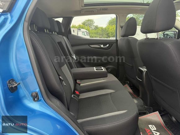 BATU AUTO'DAN 2017 NİSSAN QASHQAİ CAM TAVAN 54 BİNDE HATASIZ