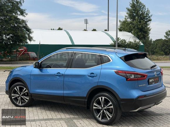 BATU AUTO'DAN 2017 NİSSAN QASHQAİ CAM TAVAN 54 BİNDE HATASIZ