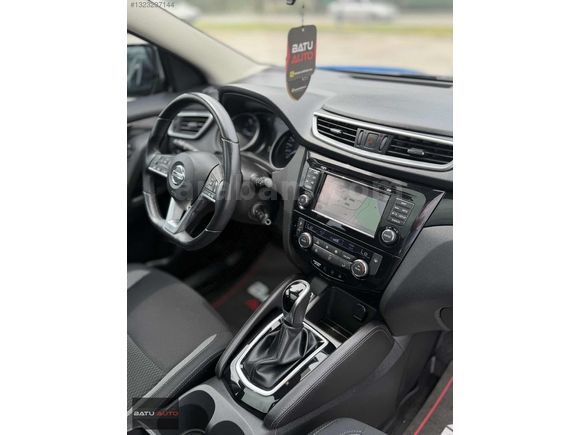 BATU AUTO'DAN 2017 NİSSAN QASHQAİ CAM TAVAN 54 BİNDE HATASIZ