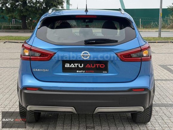 BATU AUTO'DAN 2017 NİSSAN QASHQAİ CAM TAVAN 54 BİNDE HATASIZ