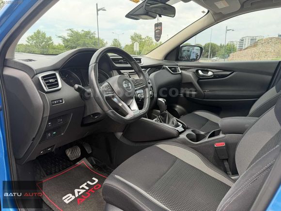 BATU AUTO'DAN 2017 NİSSAN QASHQAİ CAM TAVAN 54 BİNDE HATASIZ