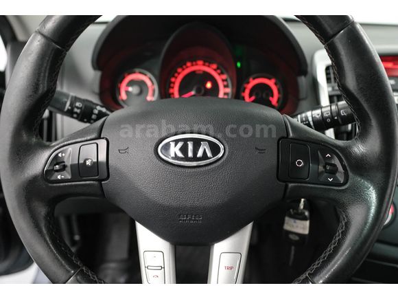 Memurdan  Temiz  Kia Ceed 1.6 CRDi Motion 2012 Model 