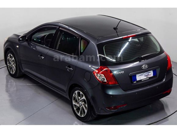 Memurdan  Temiz  Kia Ceed 1.6 CRDi Motion 2012 Model 