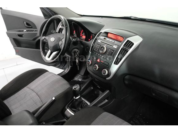 Memurdan  Temiz  Kia Ceed 1.6 CRDi Motion 2012 Model 
