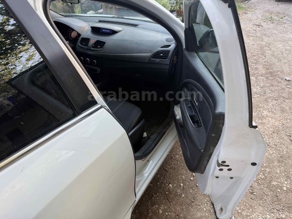 Sahibinden Renault Fluence 1.5 dCi Touch 2015 Model Muğla