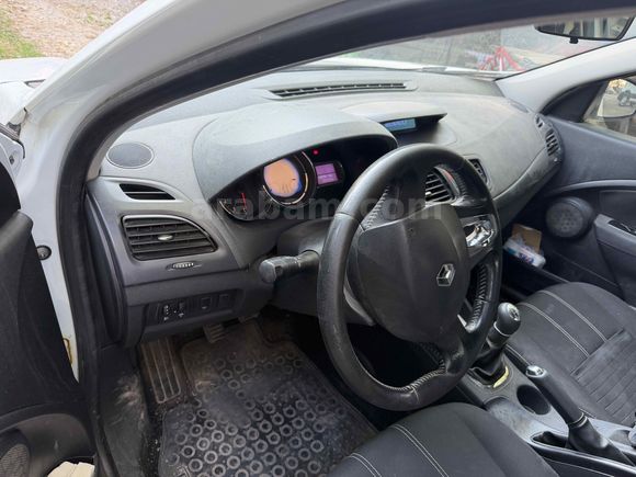 Sahibinden Renault Fluence 1.5 dCi Touch 2015 Model Muğla