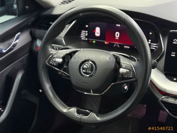GÜVENLER'DEN 2024 SKODA OCTAVİA 1.5 E-TEC PRESTİGE KUSURSUZ